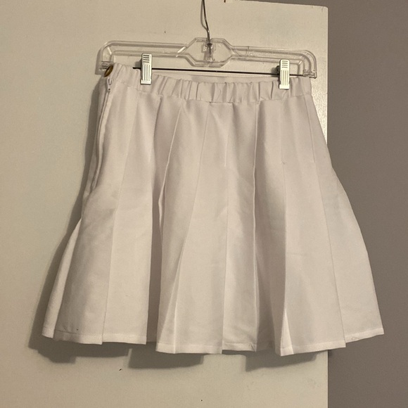 Wild Fable Women’s Pleated Skirt - Picture 3 of 7